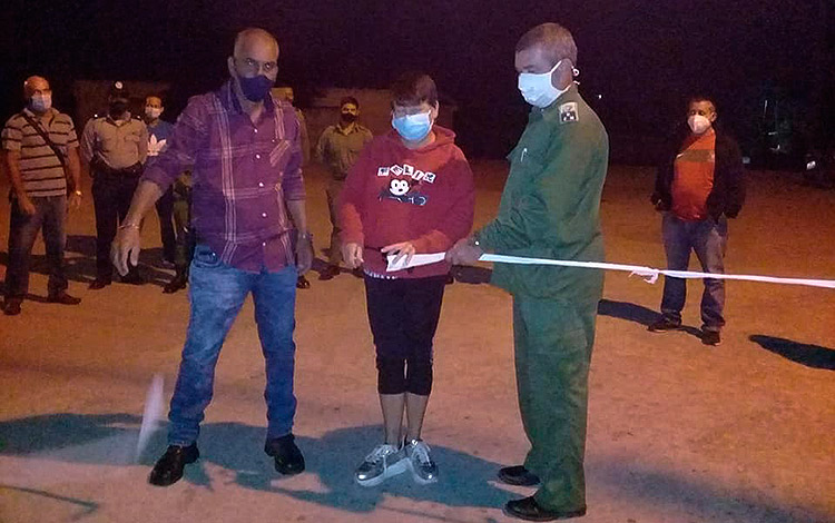 Momento en que fue levantada la cuarentena en el poblado de Falcón, municipio de Placetas, provincia de Villa Clara.