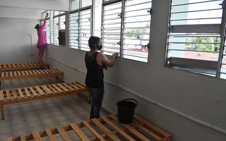 Acondicionamiento de locales como salas de hospital. Acondicionamiento de locales como salas de hospital.