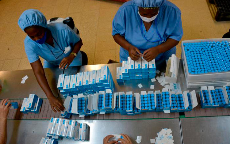 Producción de vacunas anti-COVID-19 en Cuba. Producción de vacunas anti-COVID-19 en Cuba.