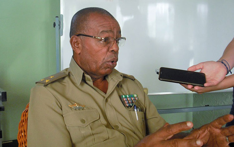 Doctor coronel Jorge Eduardo Berrio, director del hospital militar Comandante Manuel Farjardo Rivero, de Villa Clara. Doctor coronel Jorge Eduardo Berrio, director del hospital militar Comandante Manuel Farjardo Rivero, de Villa Clara.
