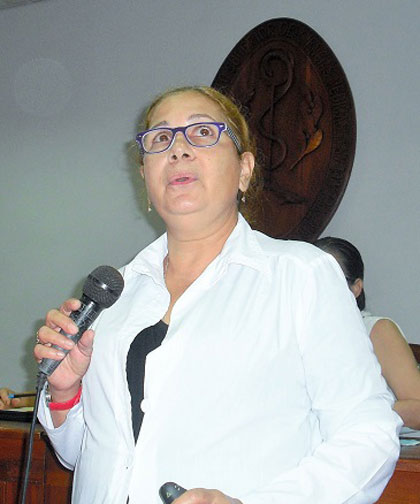 Dra. Idalis ílvarez González. Dra. Idalis ílvarez González.