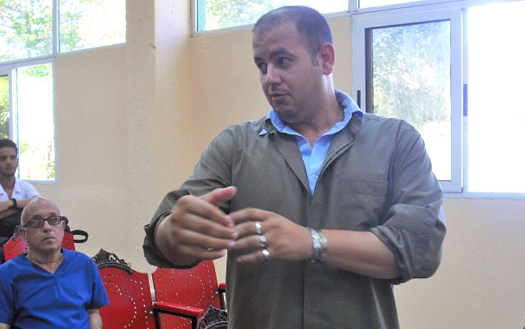 Yadier Ruiz Sánchez, jefe del Despacho de Carga en Villa Clara. Yadier Ruiz Sánchez, jefe del Despacho de Carga en Villa Clara.