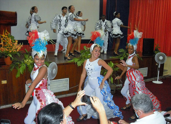 Conjunto danzario Nuestra América. Conjunto danzario Nuestra América.