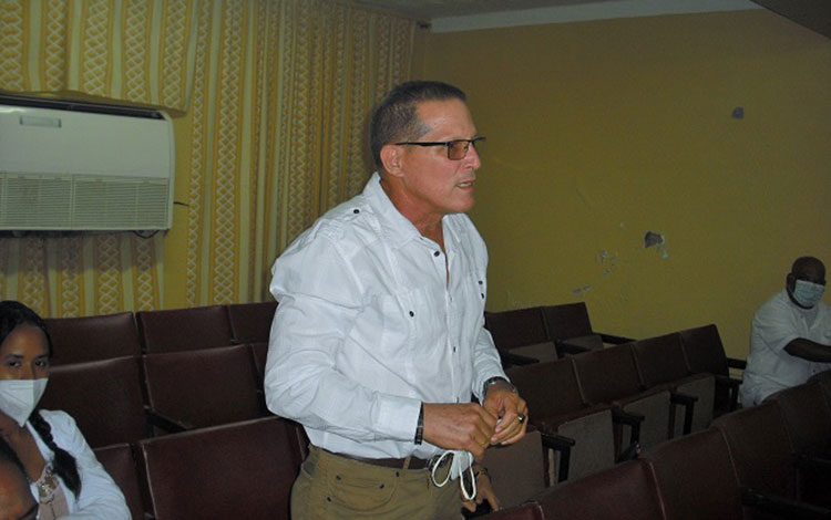 Dr. Guillermo González Ojeda. Dr. Guillermo González Ojeda.