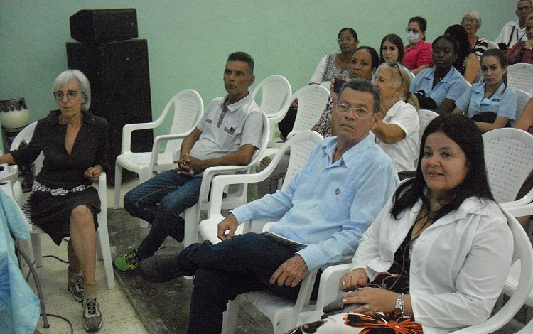 Dr. Daniel Bulgado Benavides, profesor titular de la Facultad de Enfermería y Tecnologías de la Salud. Dr. Daniel Bulgado Benavides, profesor titular de la Facultad de Enfermería y Tecnologías de la Salud.