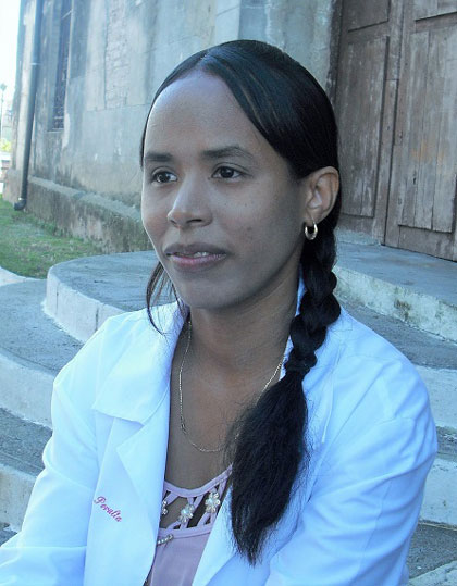 Dra. Tania Pérez Peralta, al frente del departamento de Endocrinologí­a del hospital pediátrico José Luis Miranda.