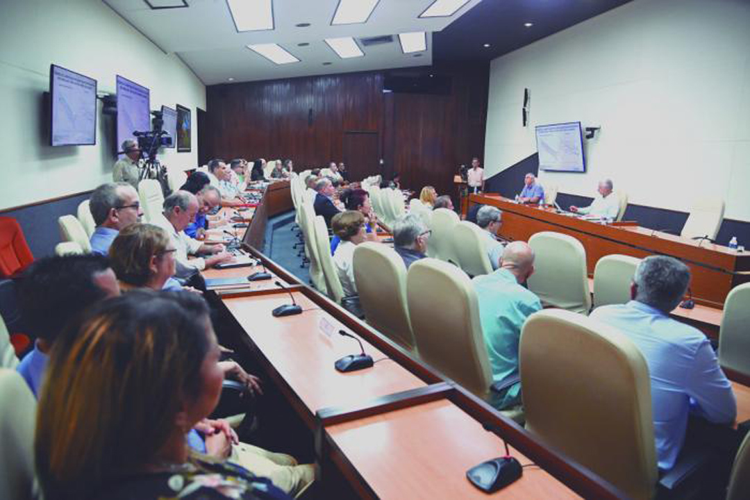 Reunión con expertos contra el cáncer