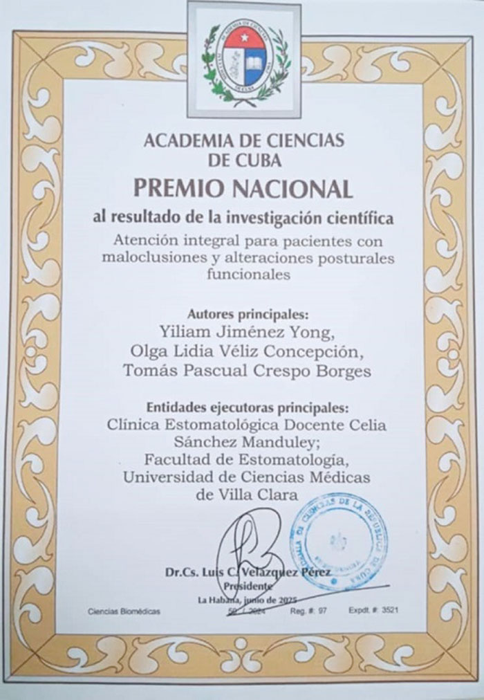 Diploma del Premio de la Academia de Ciencias.
