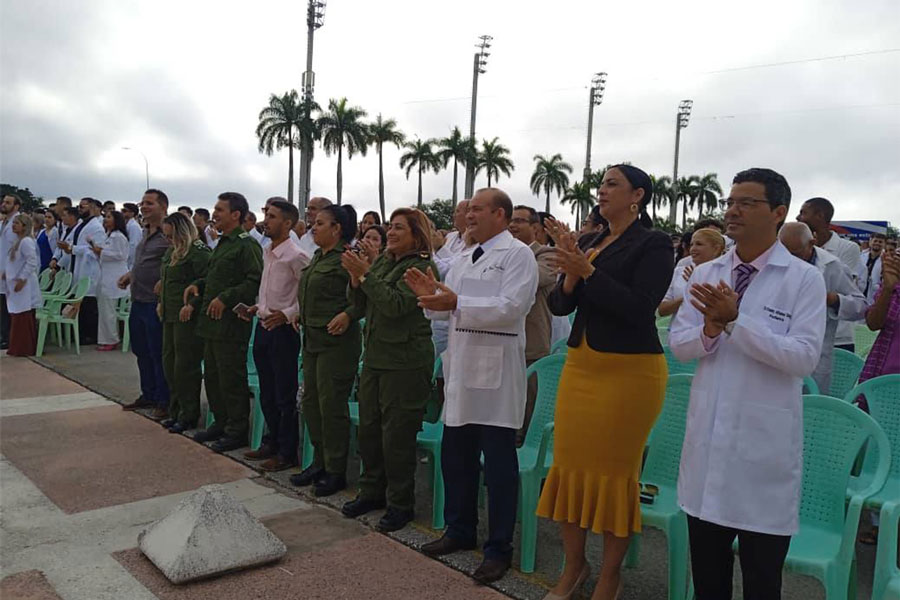 Presidencia de la graduación de Ciencias Médicas.