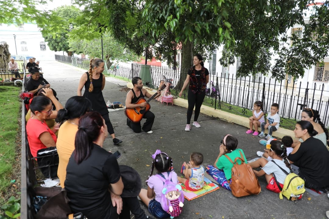Teatro en el parque El Carmen.