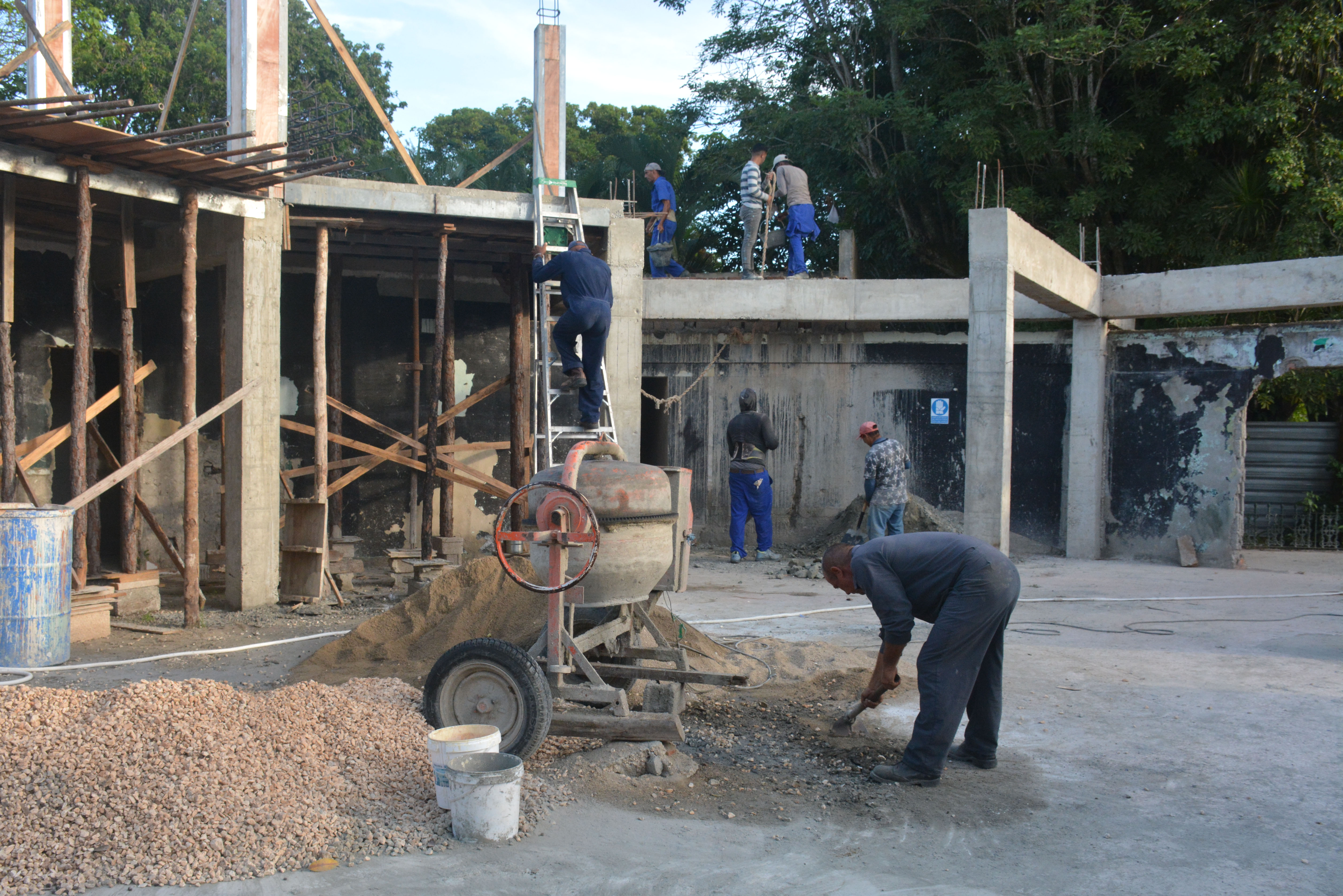 Obras constructivas en el hotel Los Caneyes. Obras constructivas en el hotel Los Caneyes.